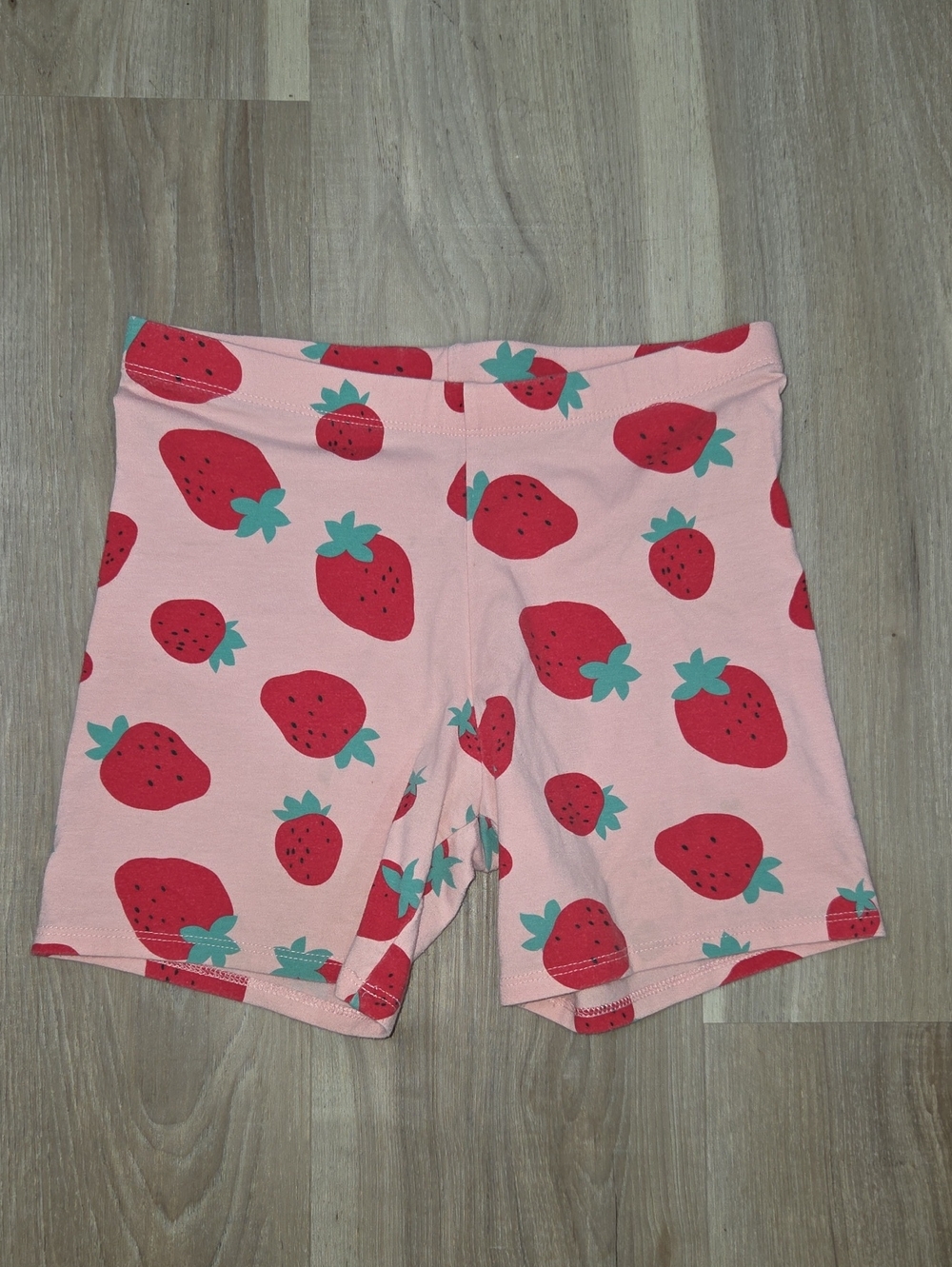 •Member's Mark• Little Girls Strawberry Cartwheel Shorts